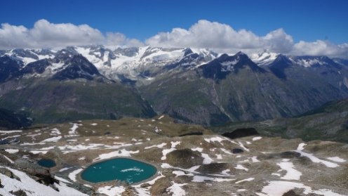Gebirge und Landschaft von oben nahe dem Gornergrat in der Schweiz Exploreglobal Reiseblog