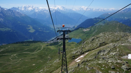 Lift_Seilbahn_Gletscher_Schweiz_Reiseblogger_Exploreglobal
